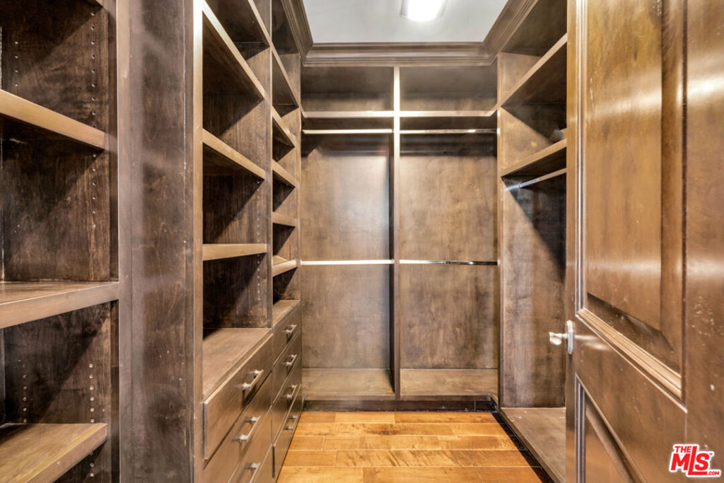 MLS #25526051 image #28