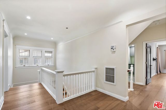 MLS #25528503 image #19
