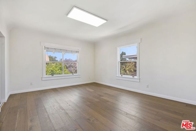 MLS #25528503 image #23
