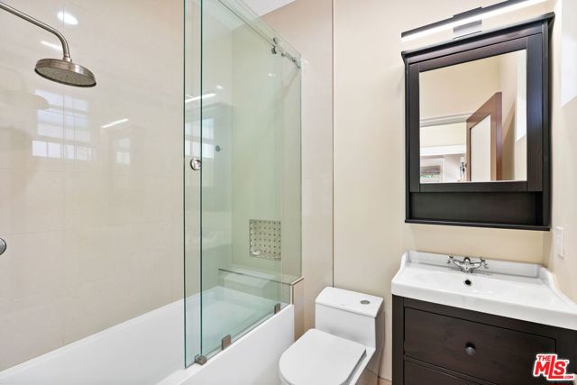 MLS #25528503 image #24