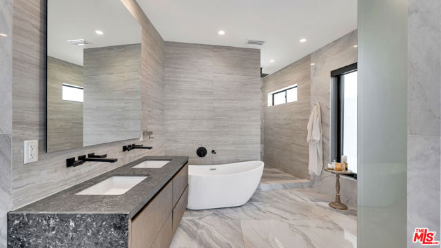 MLS #25530749 image #14