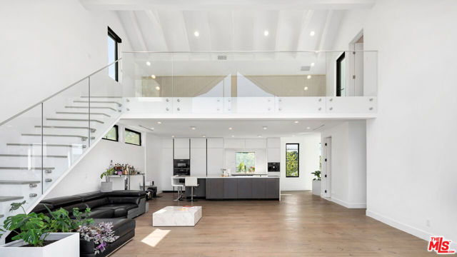 MLS #25530749 image #2