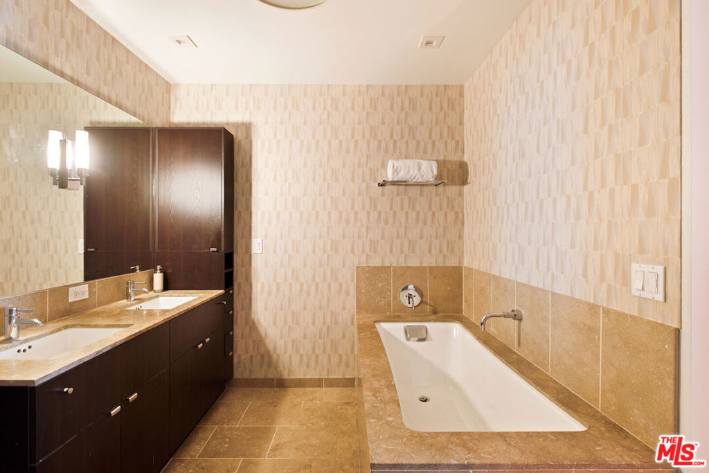 MLS #25535105 image #22