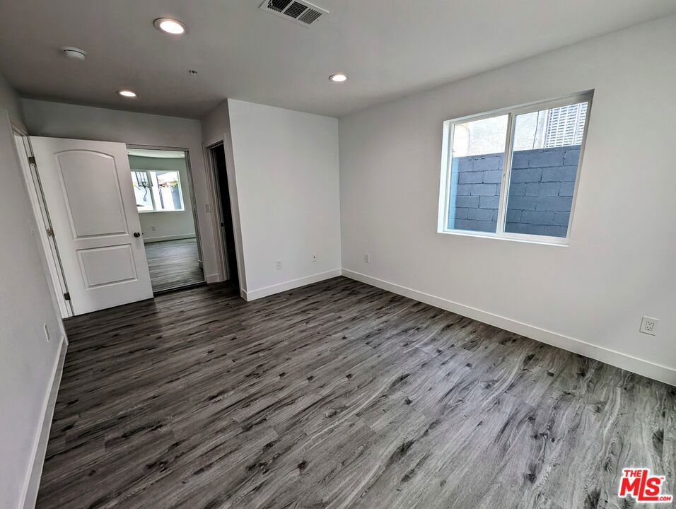 MLS #25536223 image #1