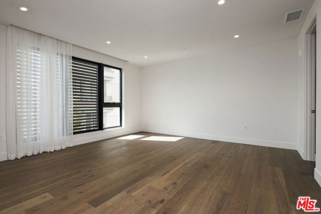 MLS #25536431 image #4