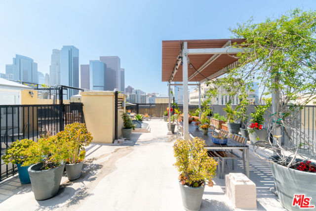 MLS #25536621 image #17