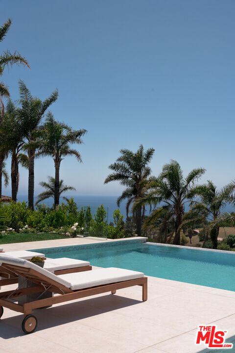 MLS #25537675 image #14