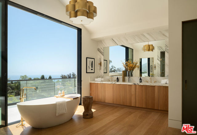 MLS #25537675 image #20