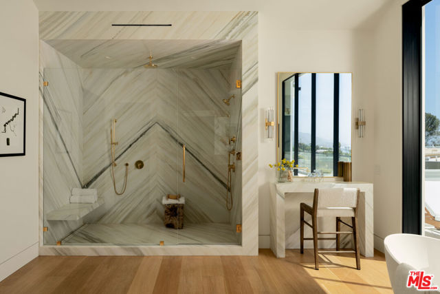 MLS #25537675 image #21