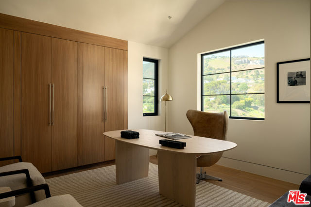 MLS #25537675 image #25