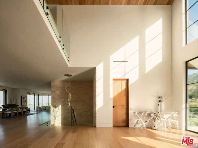 MLS #25537675 image #7