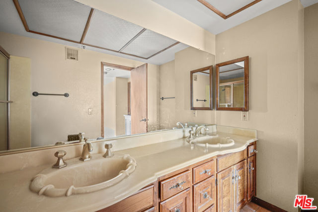 MLS #25540201 image #22