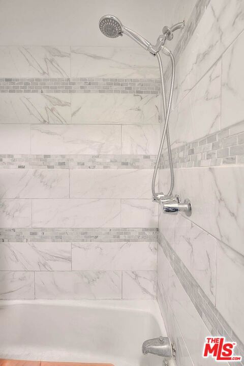 MLS #25541363 image #23