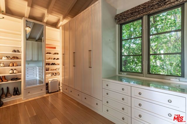 MLS #25542569 image #18