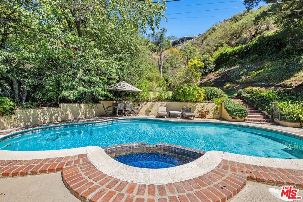 MLS #25542991 image #1