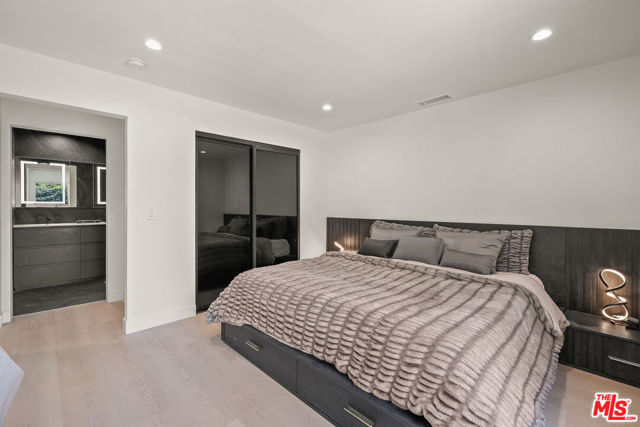 MLS #25543333 img 11