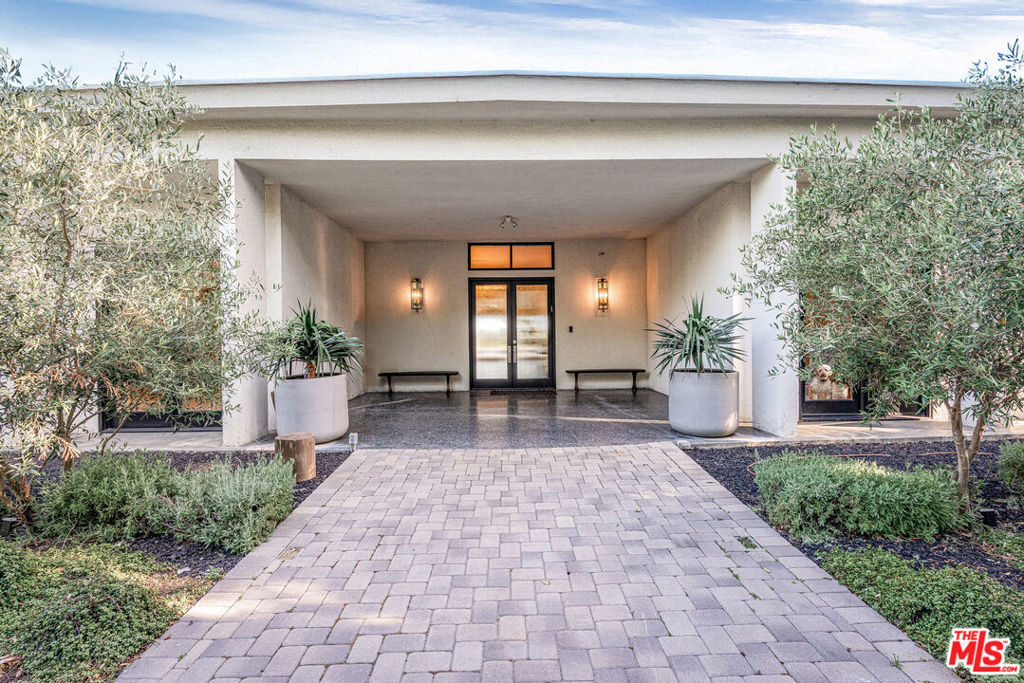 MLS #25544011 image #0