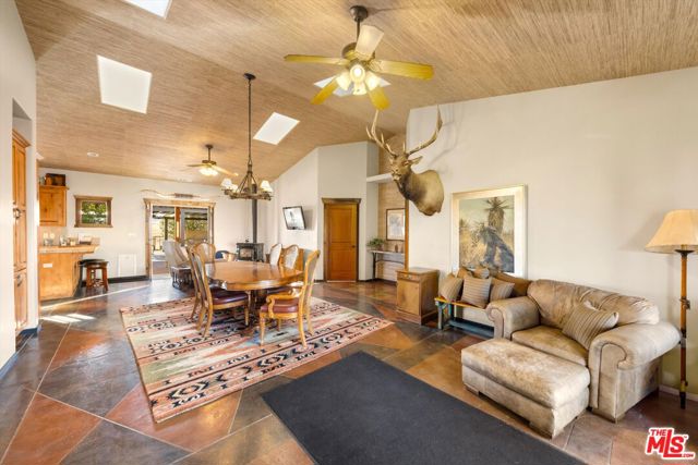 MLS #25544641 image #18