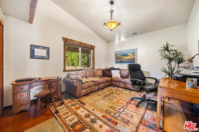 MLS #25544641 image #22