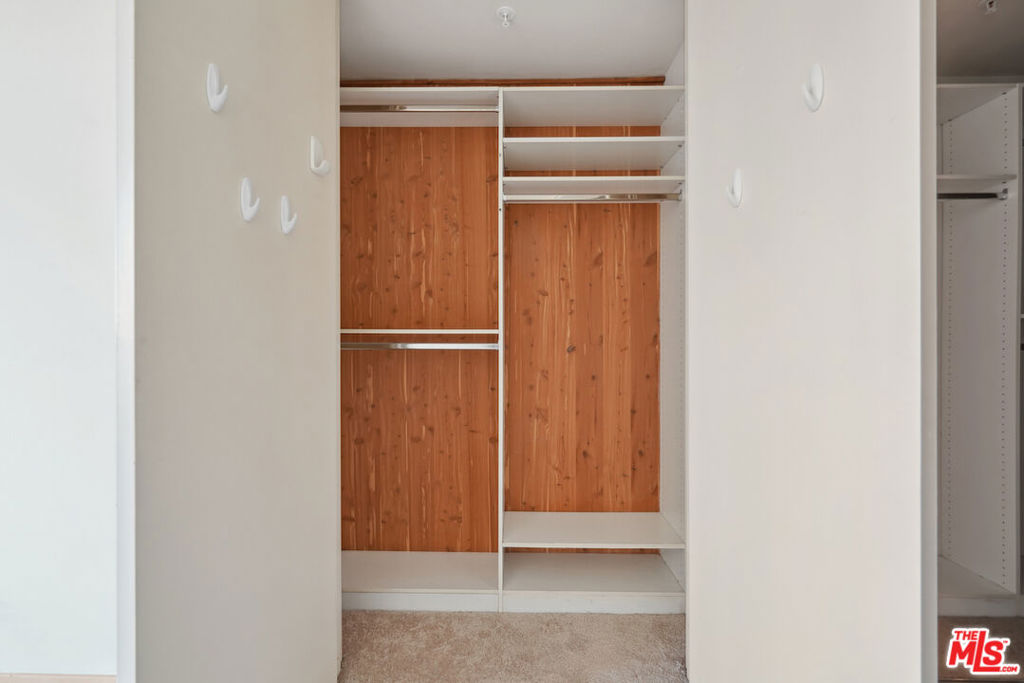 MLS #25546319 image #17