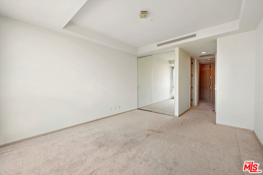 MLS #25546319 image #24