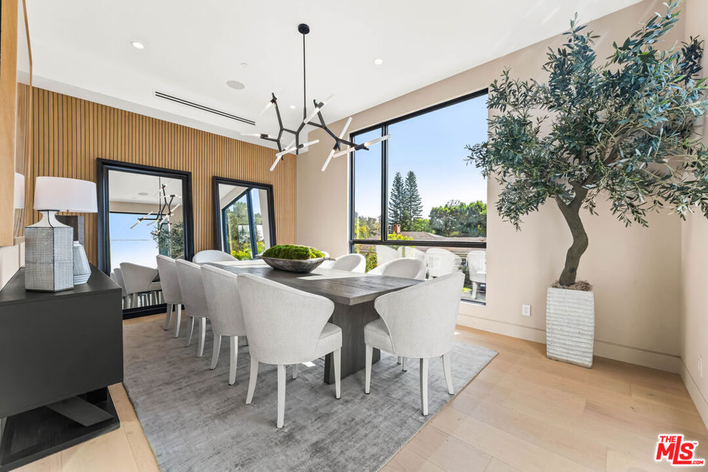 MLS #25546455 image #0