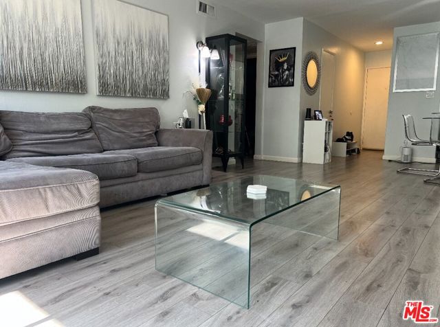 MLS #25546735 image #1