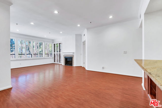 MLS #25547585 image #15