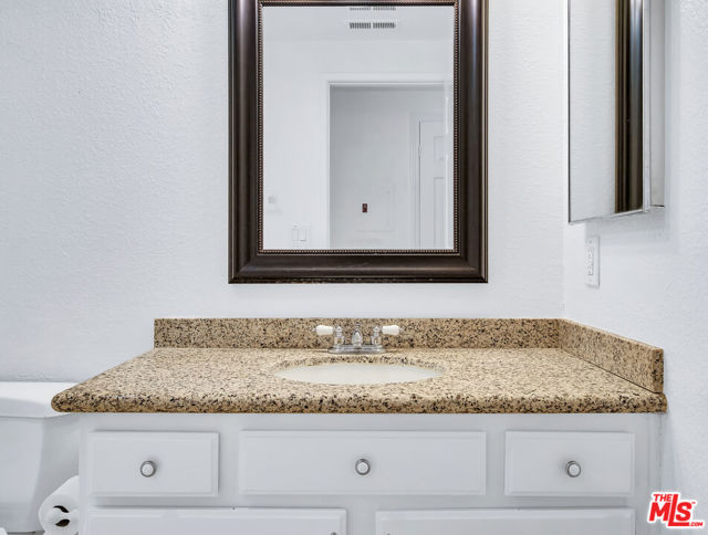 MLS #25547585 image #24