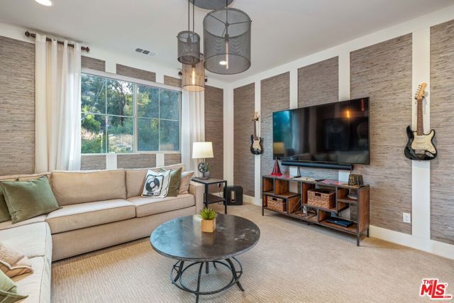 MLS #25551519 image #24