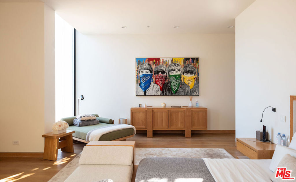 MLS #25551623 image #24