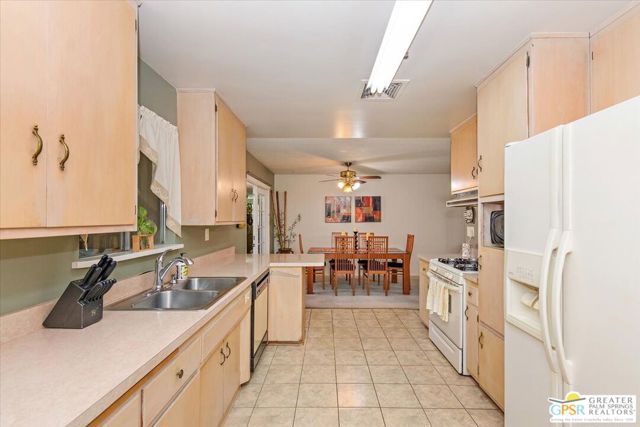 MLS #25552057PS image #9