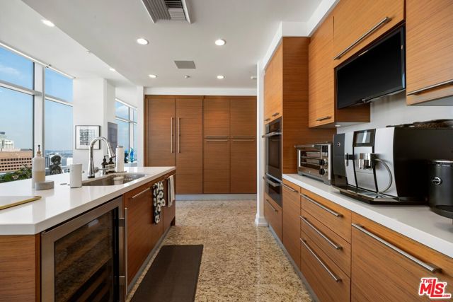 MLS #25552605 image #15