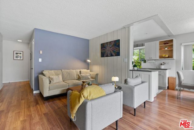 MLS #25552695 image #5