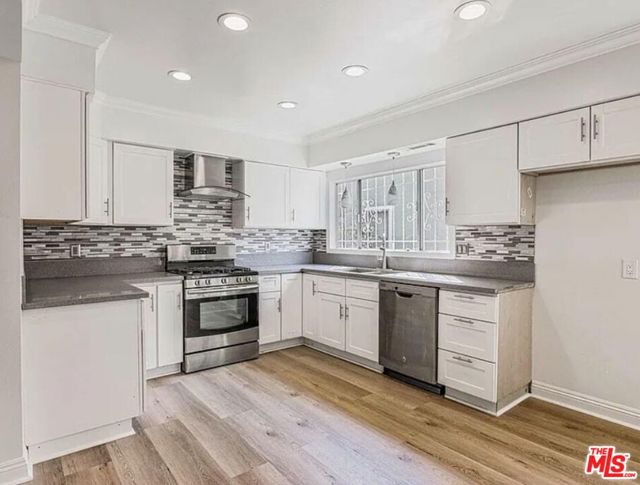 MLS #25552947 image #10