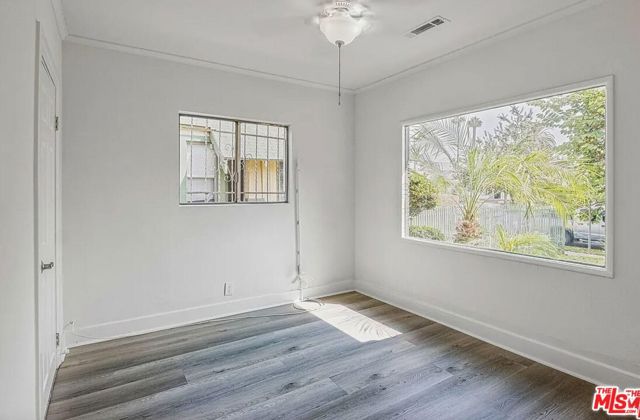 MLS #25552947 image #11