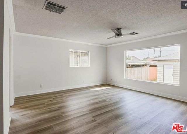 MLS #25552947 image #18