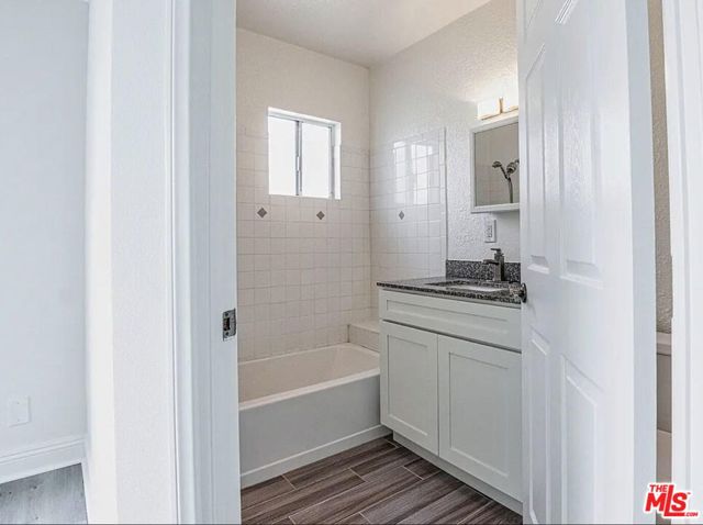 MLS #25552947 image #19