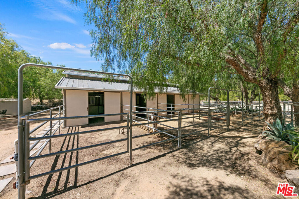 MLS #25553301 image #24