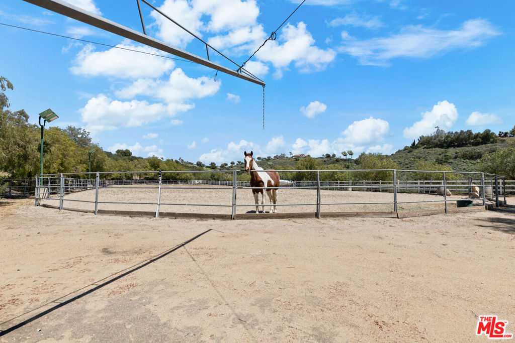 MLS #25553301 image #25