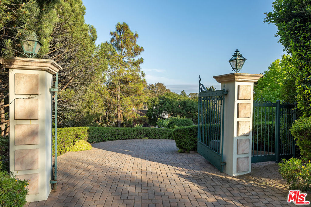 MLS #25554141 image #22