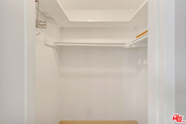 MLS #25554957 image #17