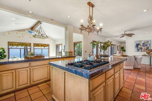 MLS #25555671 image #12