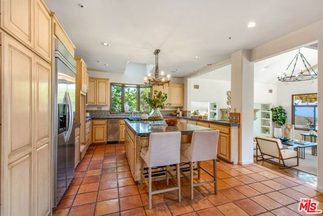 MLS #25555671 image #18