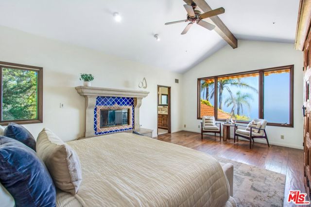 MLS #25555671 image #21