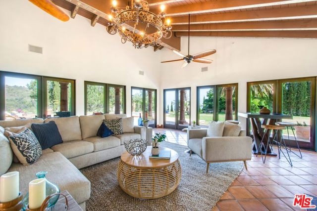 MLS #25555671 image #24