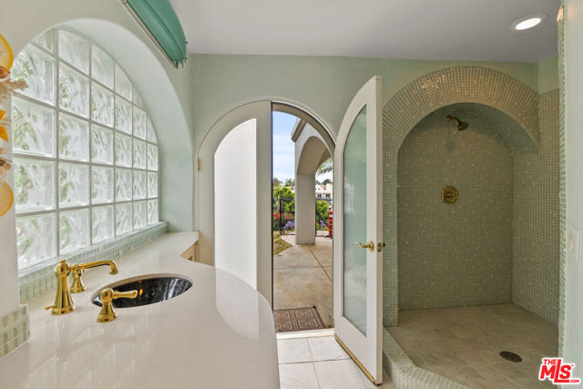 MLS #25555951 image #39