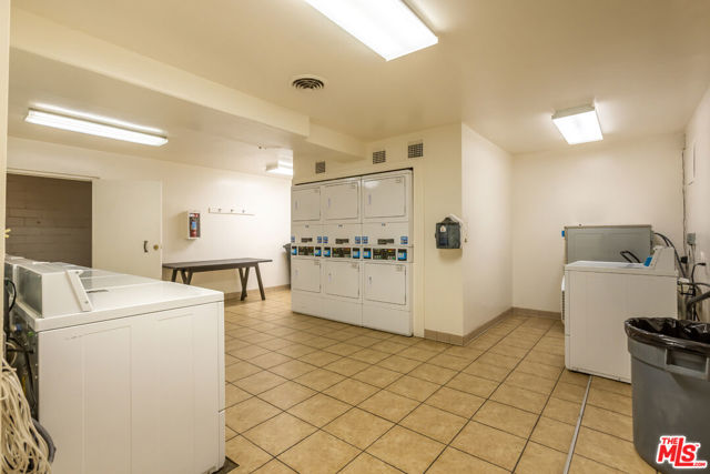 MLS #25556377 image #23