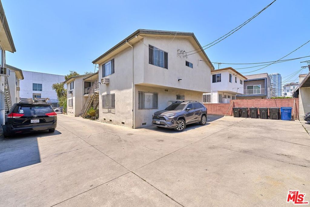 MLS #25557181 image #15