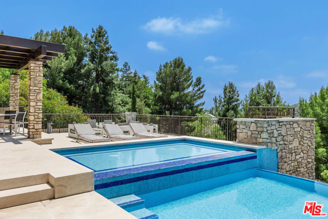 MLS #25558101 image #24